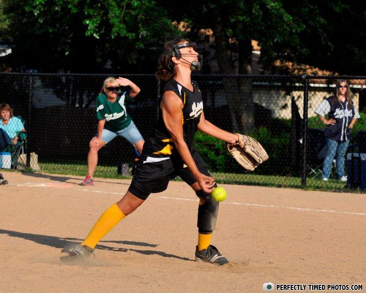 Perfectly Timed Photos - the girls allways act like they know sports but th