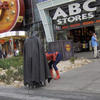 120133 - Perfectly Timed Photos