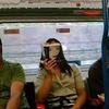 33605 - Perfectly Timed Photos