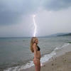 51216 - Perfectly Timed Photos